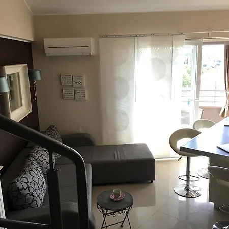 Appartement Loft Mit Blick Auf Pula